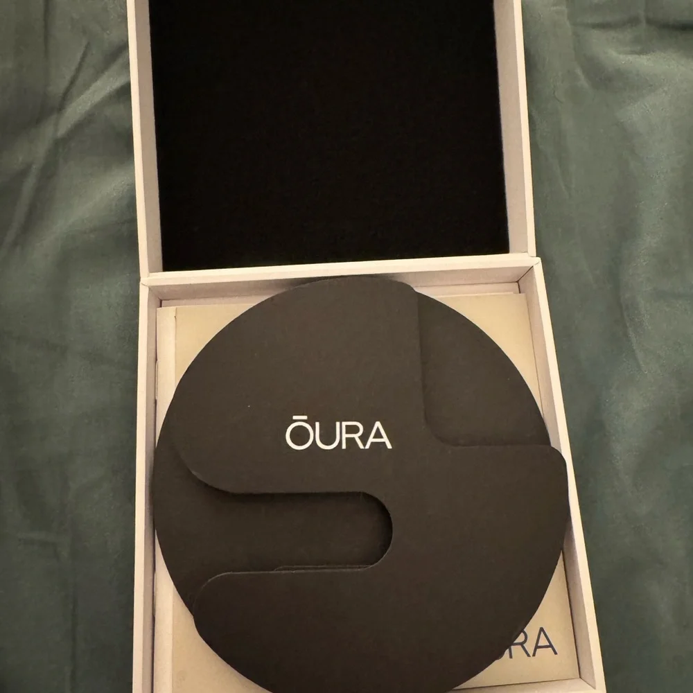 Oura Silver Wearable Ring
